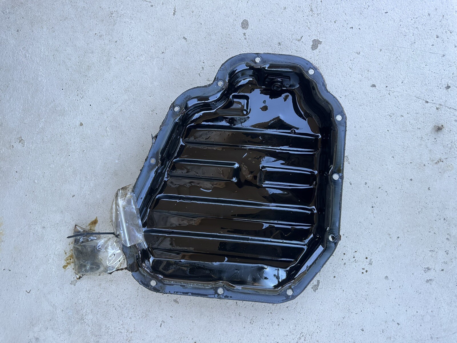 0713 Nissan Altima Oil Pan w/ Bolts eBay