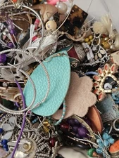 1 Lb Mixed Lot Single Earrings Various Styles And Eras For Crafts No Pairs