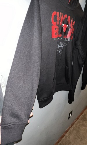 Bulls Hoodie + Sweatpants Matching Set Size 14-16 Boys - Picture 4 of 14