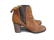 Womens Booties Sz 7.5  Chelsea Boot  Brown Suede Ankle Chunky Heel Franco Sarto