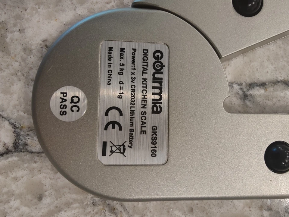 Gourmia GKS9160 Stainless Steel Folding Scale - Image 3 of 4