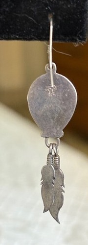 VINTAGE STERLING SILVER & TURQUOISE BEAR PAW & FEATHER SIGNED PIERCED EARRINGS - Picture 5 of 12