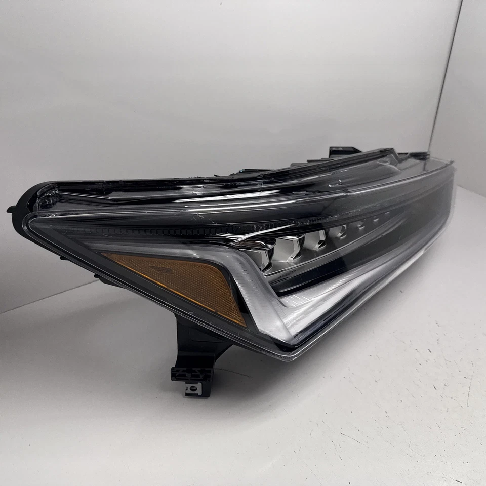 2019 2020 2021 2022 Acura ILX OEM Without Black Trim Right Headlight 33100T3RA71 Foto 2 de 4