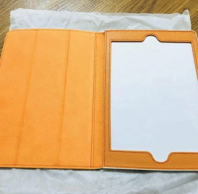 LEXUS custodia in vera pelle iPad Mini bianca arancione interna OEM rara nuova - Immagine 3 di 4
