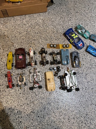Vintage 1/32 & 1/24 slot car lot