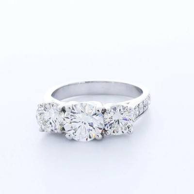 3-Stone Engagement Ring 14K Gold Trellis Round 3.22 CT Lab-Grown Diamond I VS2