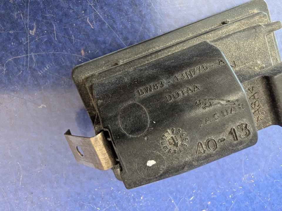 license plate light Jaguar XK 150 X150 BW83-13N775-A oem - Image 4 of 4