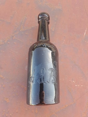 Imperial Half Pint A S B Vintage Black Glasflasche