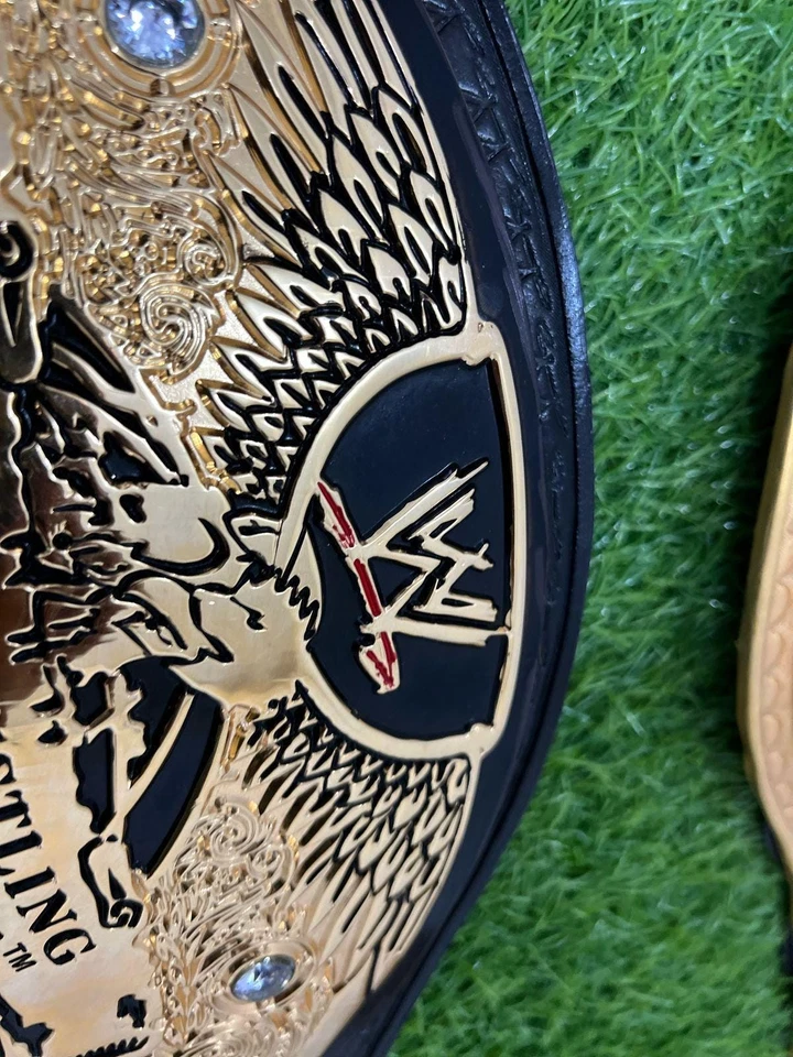 Cinturón Campeonato WWE Undisputed V2 CNC Oro - 4mm HD Metal Copia Título Foto 3 de 4