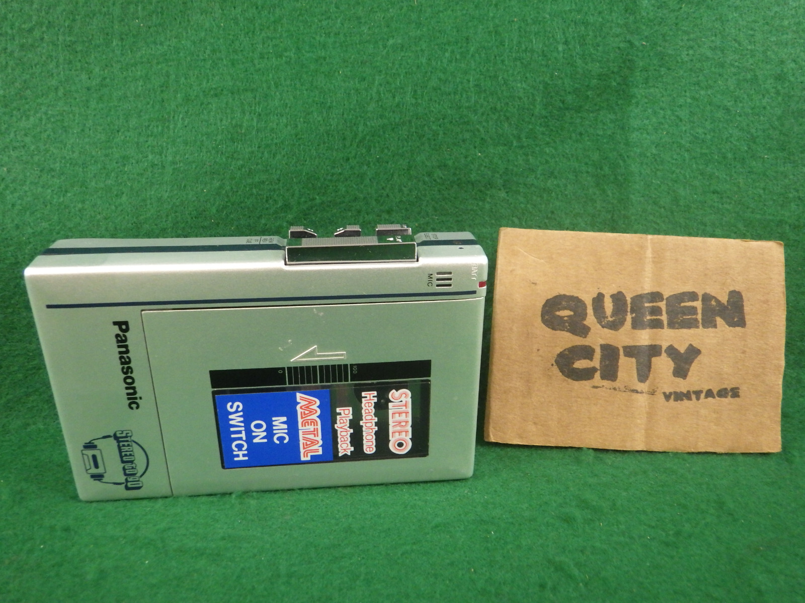 Vintage Panasonic RQJ9 portable cassette tape player Stereo To Go