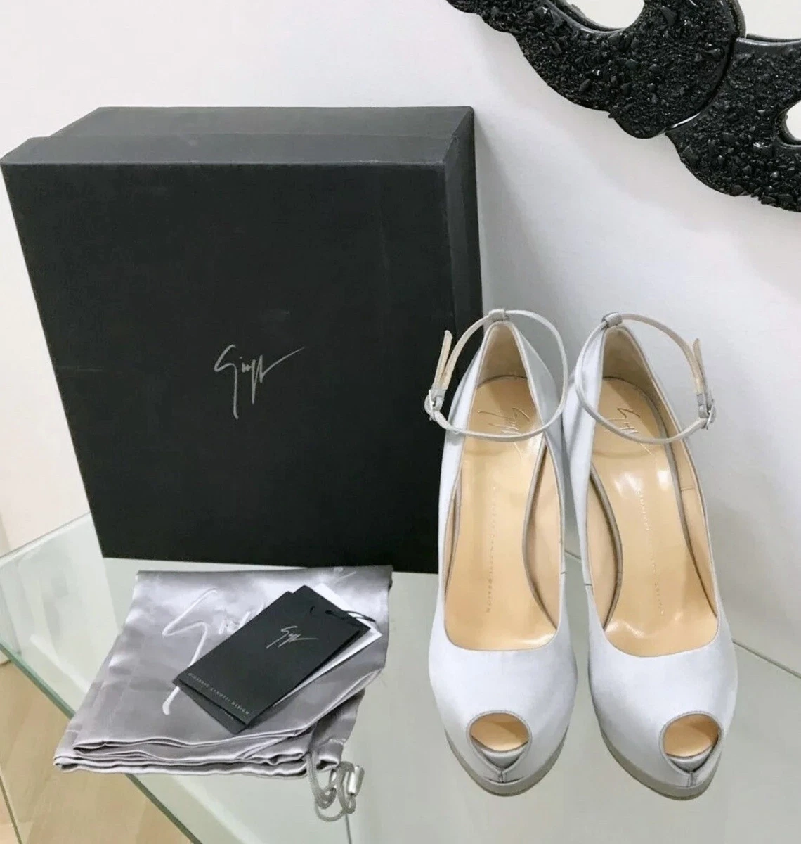 Giuseppe zanotti hotsell sposa