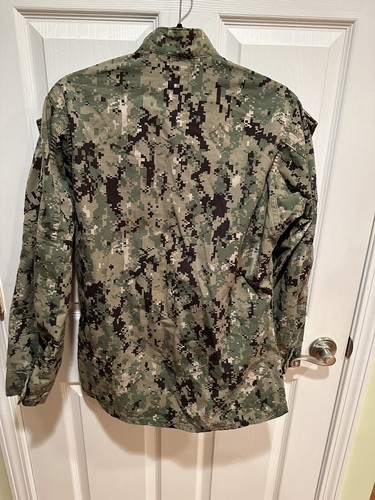 US Navy USN NWU Type III Working Uniform Blouse Jacket Size Small Regular AOR2 - Picture 5 of 5