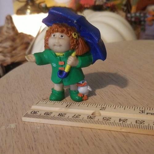 VINTAGE 1984 CABBAGE PATCH FIGURINE Umbrella & duck (1) - Picture 2 of 9