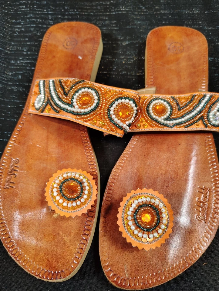 PADUKA SANDALS, Leather, Colorfully Beaded, Women's Size 10, Flats, Toe Post - Image 2 of 4