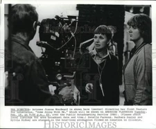 1982 Press Photo Actress Joanne Woodward shown directing "Come Along With Me."