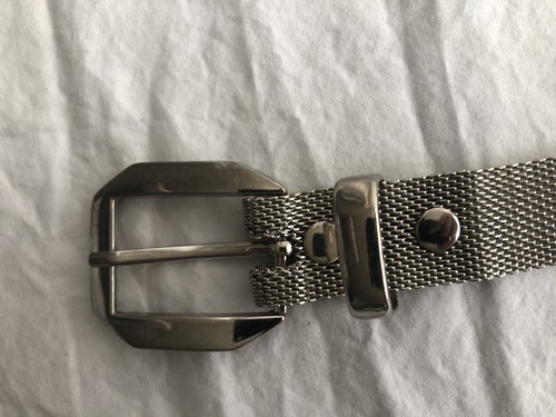 Womens Belt Size Large 32-33 Inch Waist Mesh Metal Belt READ DESCRIPTION - Picture 2 of 5