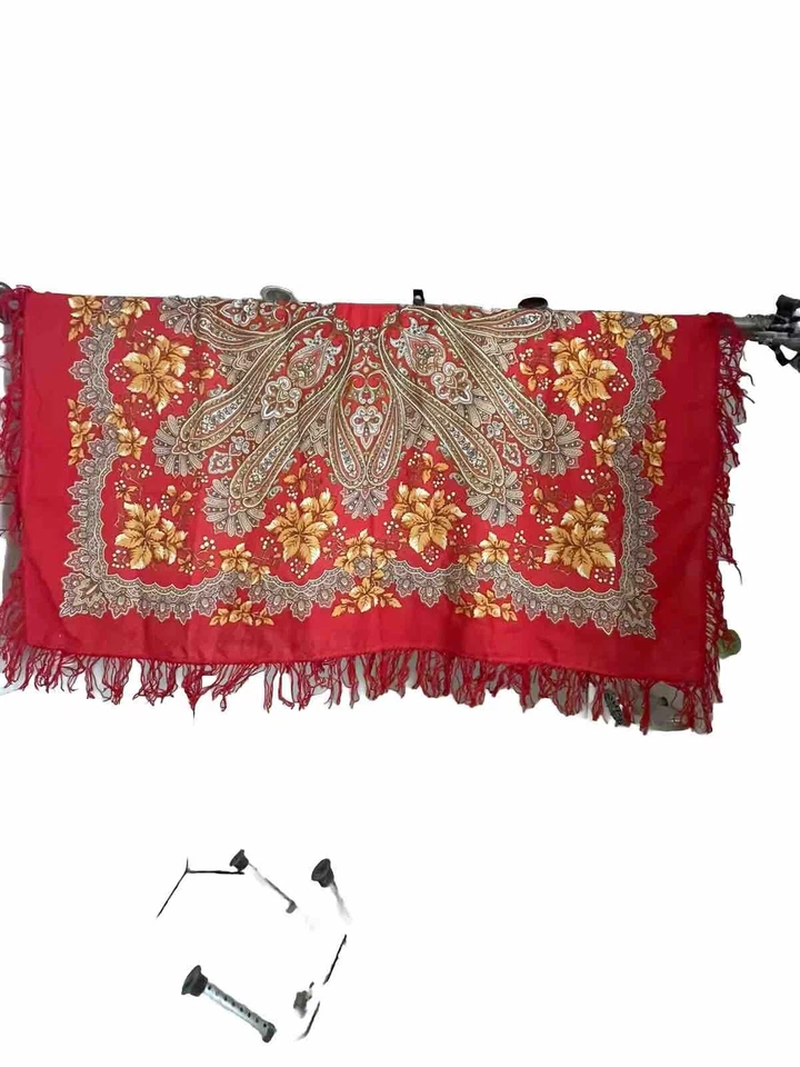 chal de lana pavlovo posad Foto 3 de 4