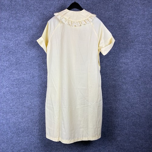 VTG 1960’s Campus Girl Womens Robe Housecoat Yellow Button Lace Bow Pocket NEW - Picture 6 of 12