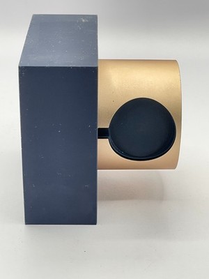 NATIVE UNION Silicone & Aircaft Grade Aluminum Dock For Apple Watch