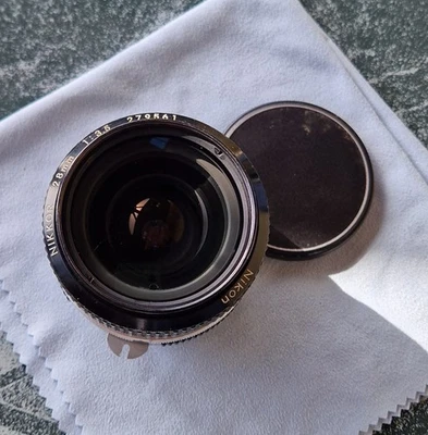 Nikon NIKKOR 28mm F3.5 Non Ai F Mount - Photo 1/4