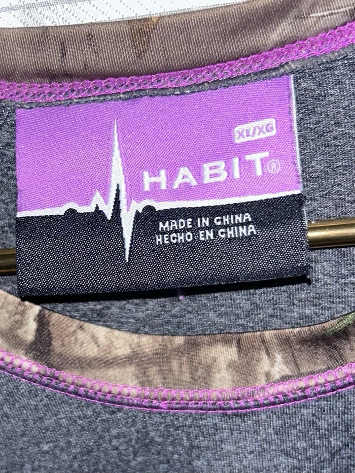 Habit Realtree Shirt Women Size XL Purple Hunting  Top Tree Mossy Oak Outdoor - Image 3 of 4