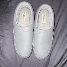 My Slippers Women's Size 8 Gray Leather Slip On