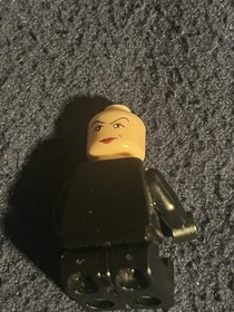 LEGO Catwoman Minifigure 2006 LEGO 7779 Batman Dragster: Catwoman Pursuit