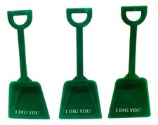 20 Green Toy Shovels 20 "I Dig You" Stickers Made in America Great Party Favor