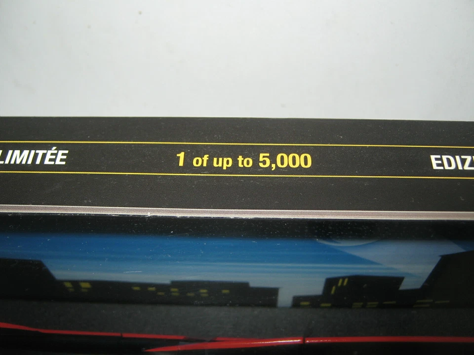 Hot wheels Batmobile elite matt black1/18 very rare 5000 made 2009 1966 tv style - Image 2 of 4