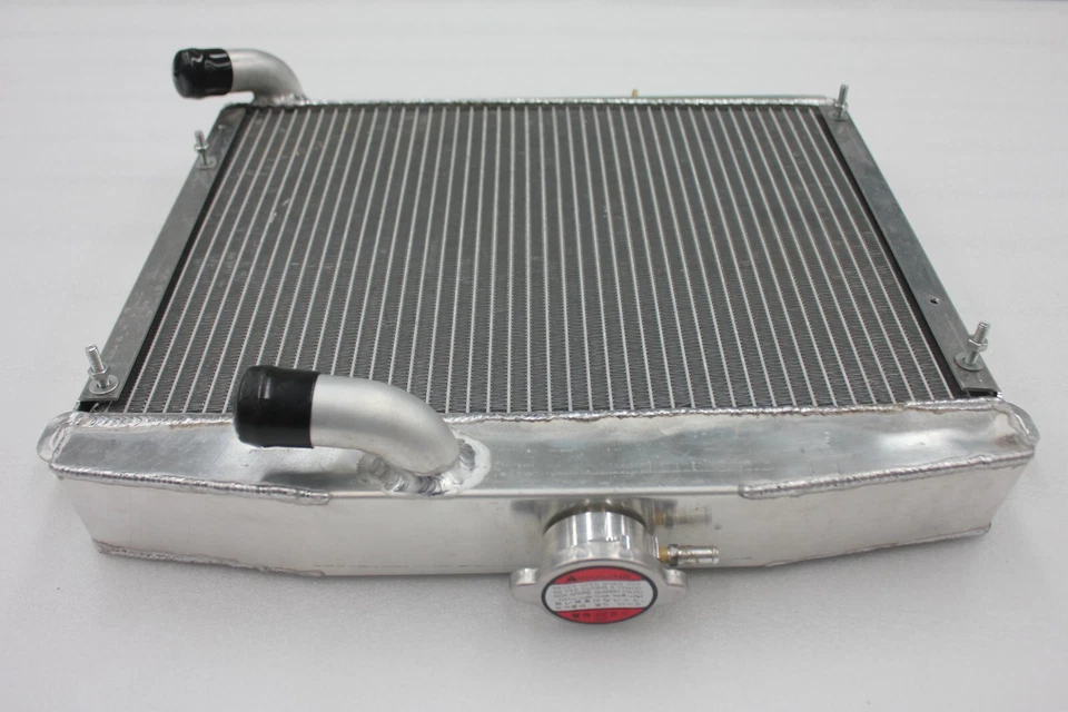 Fit Alfa Romeo 105 / 115 1300/1600/1750/2000 1968 - 1979 铝散热器 — 第 4/4 张图片