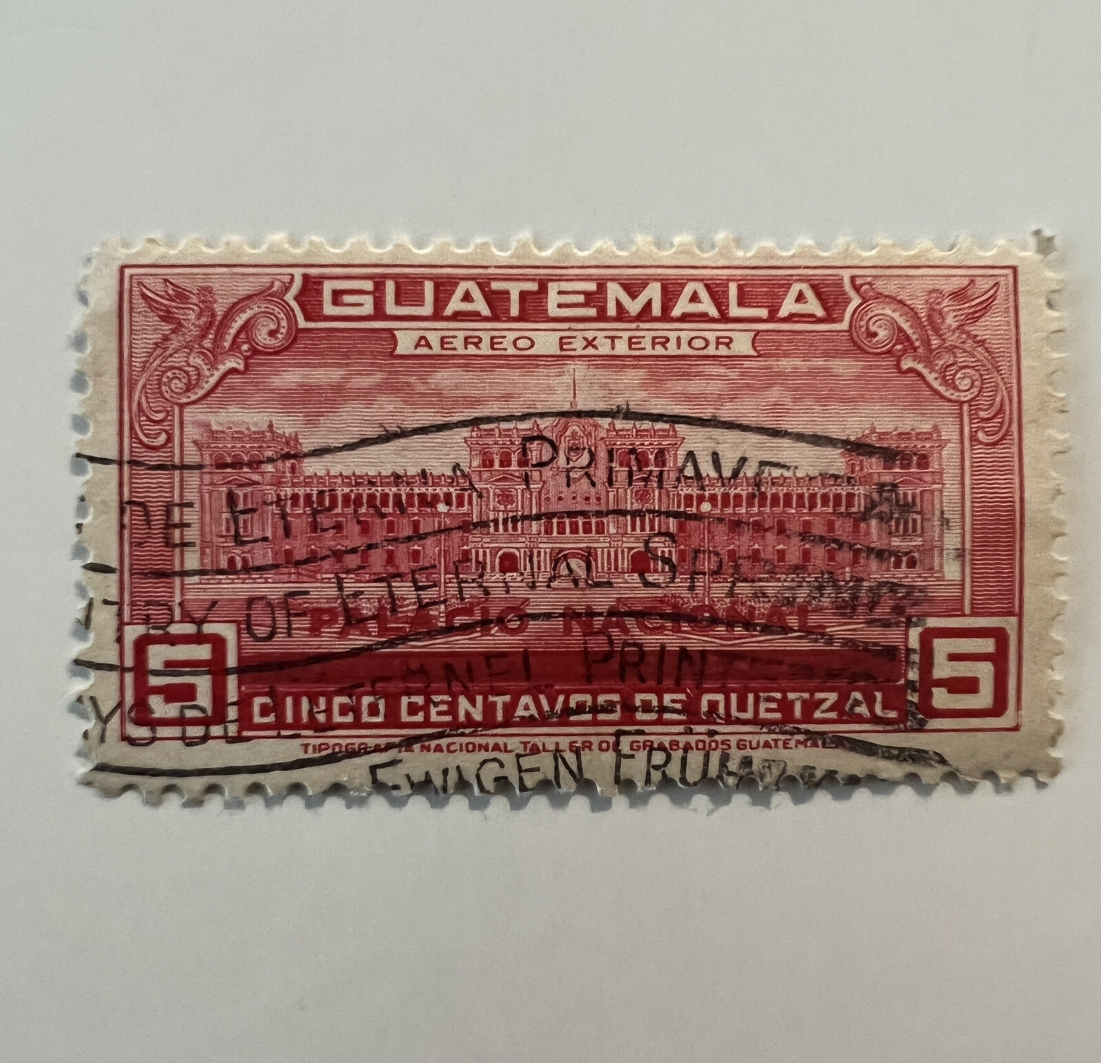 GUATEMALA WITH NATIONAL PALACE OVERPRINT STAMP WITH INTERESTING FLAG PICTORIAL
