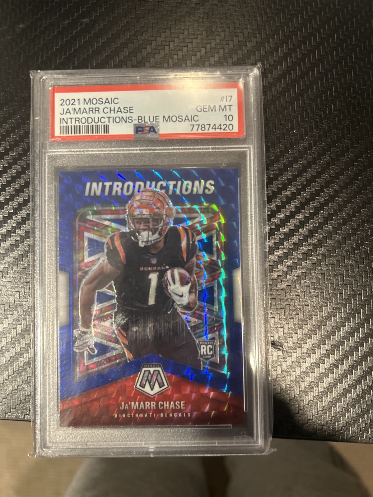 2021 Panini Mosaic Introductions Ja'Marr Chase #I-7 Mosaic Blue Prizm /99 (RC)