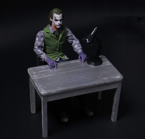 1/6 Scale Model Furniture Fittings Table + Chair+Desk Lamp Fit TOYS Joker HOT - Foto 5 di 5