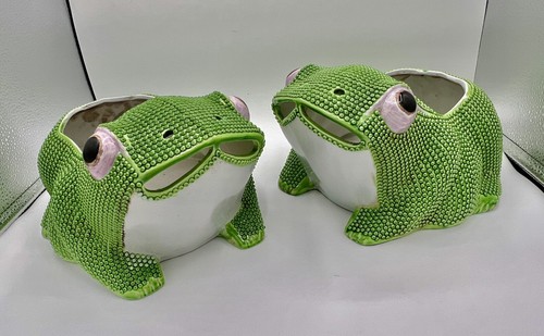 Pair of Antique Chinese Export Porcelain Frog Form Jardinières With Stand