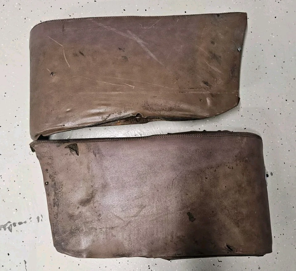 Oldsmobile Starfire 1964 paneles interiores inferiores traseros Lt & Rt reposabrazos OEM GM  Foto 4 de 4