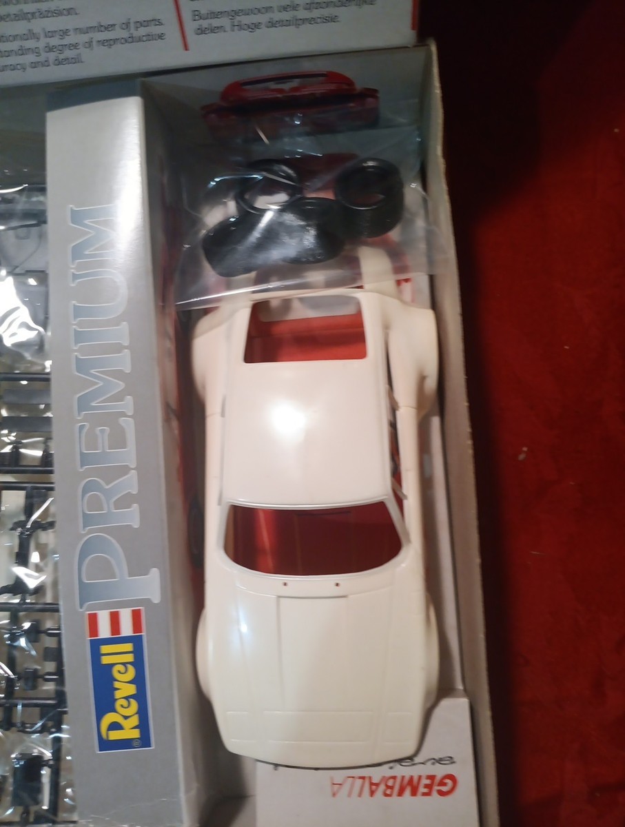 M20c sealed parts niob Revell Germany 1/24 Premium Gemballa