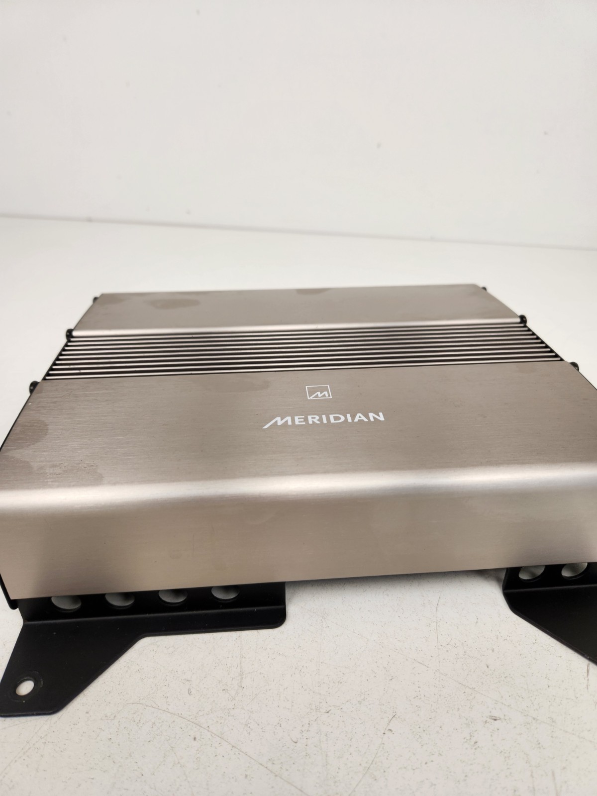 McLaren MP4-12C 2012-2014 Amplifier