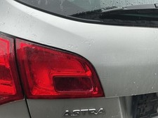 Rückleuchte links Opel Astra J Caravan P10 13282246 P24521772