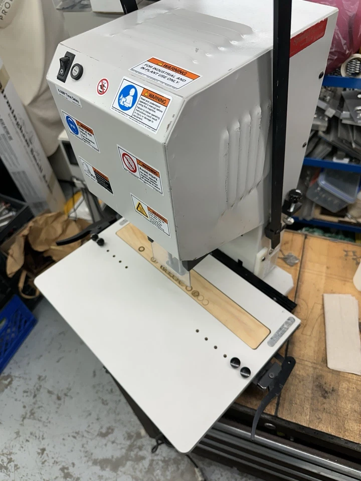 Spinnit EBM-2.Single Spindle Bench Model Paper Drill - - Image 4 of 4