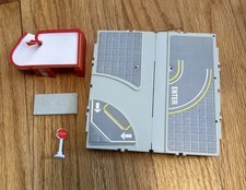 1987 Galoob Micro Machines Travel City Playset Service Station Incomplete