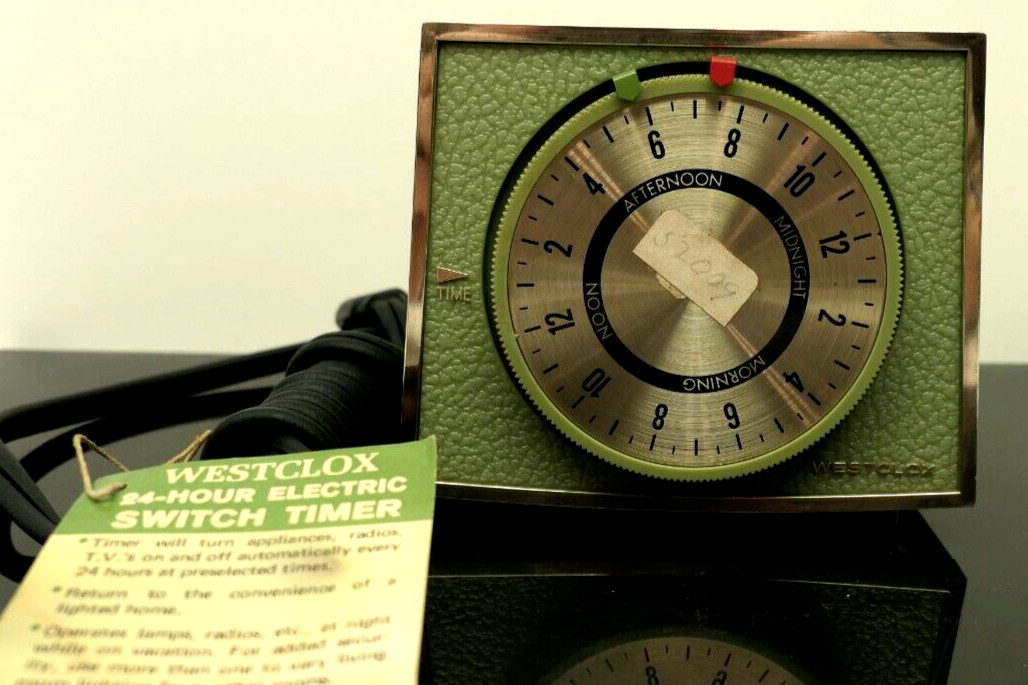 Vintage 1970s Westclox Electric Switch  24 Hour Timer #52009 USA NOS New