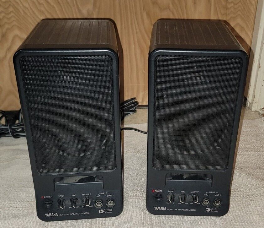 Vintage Yamaha MS20S Desktop Powered Monitor Speakers Japan Vintage Yamaha MS20S Desktop Powered Monitor Speakers Japan