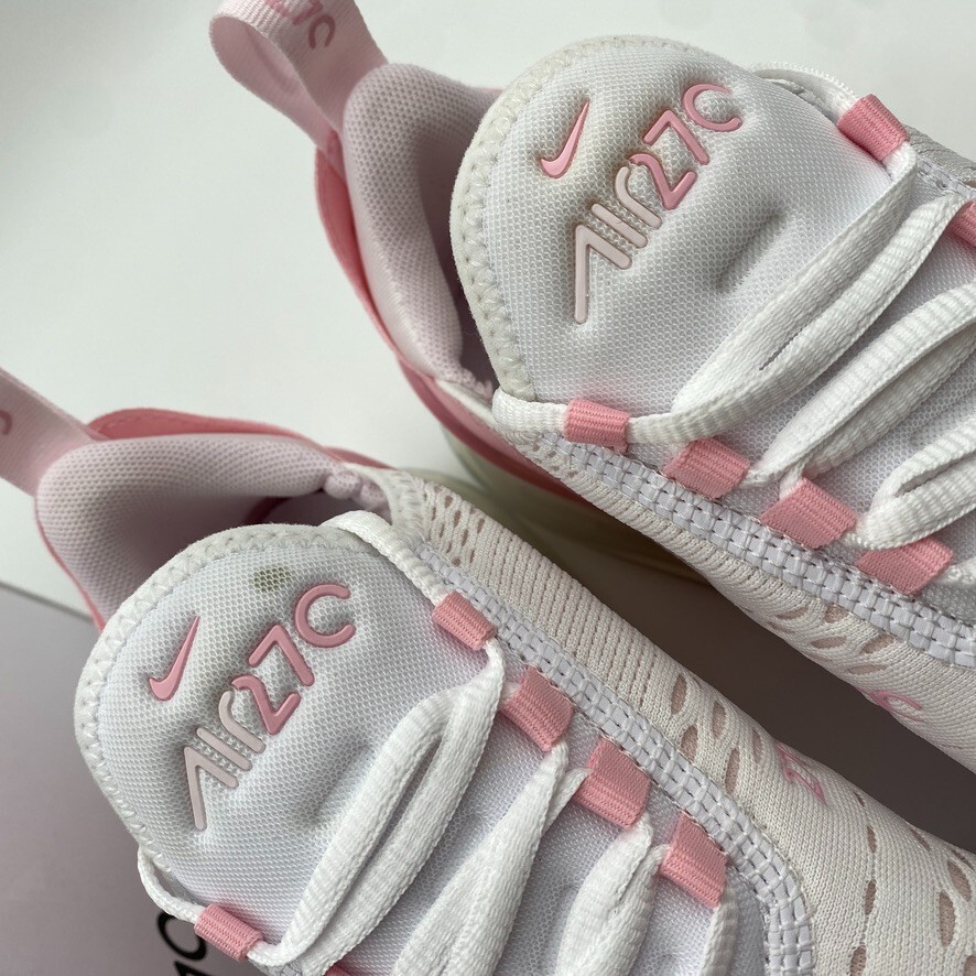 Size 8 W - Nike Air Max 270 