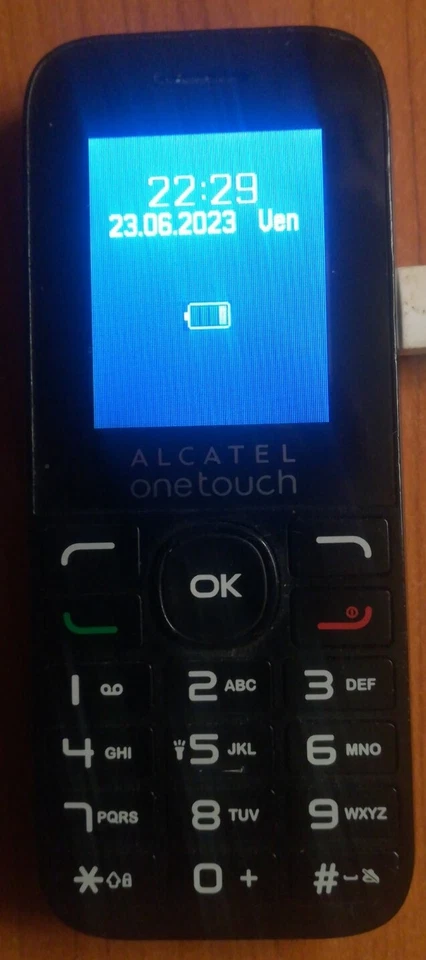 ALCATEL ONE TUCH 1016D CELLULARE DUAL SIM - ALIMENTATORE E BATTERIA ORIGINALI - Immagine 4 di 4