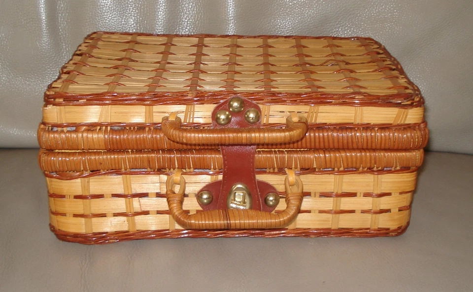 valisette panier osier rotin doublée - Photo 3/3