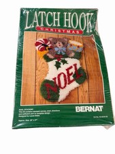 New, Sealed - BERNAT Latch Hook Kit Vntg Christmas Noel Stocking