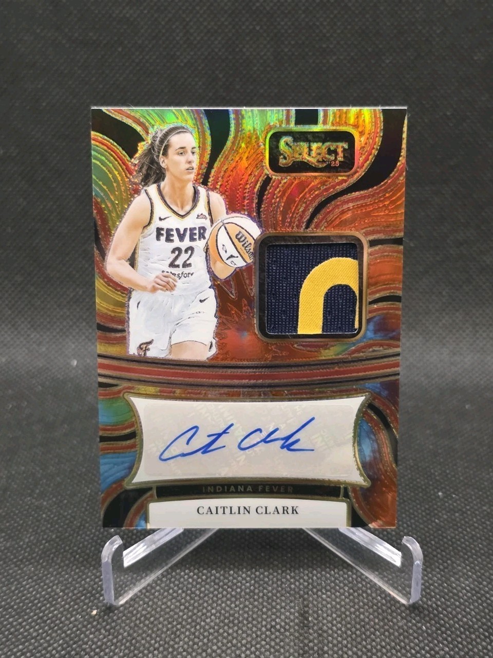 2025 Panini Select WNBA Caitlin Clark RC Tie Dye Prizm Auto /25 #AM-CC Material