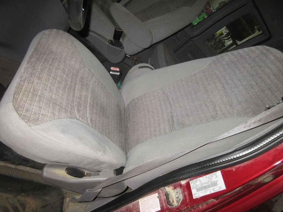 Used Turn Signal / Parking Light Assembly fits: 2001 Ford E350 VAN Park Lamp-Tur Foto 3 de 4