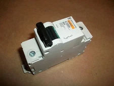 Merlin Gerin multi9 Circuit Breaker C120H  80amp   Cat Number 18402