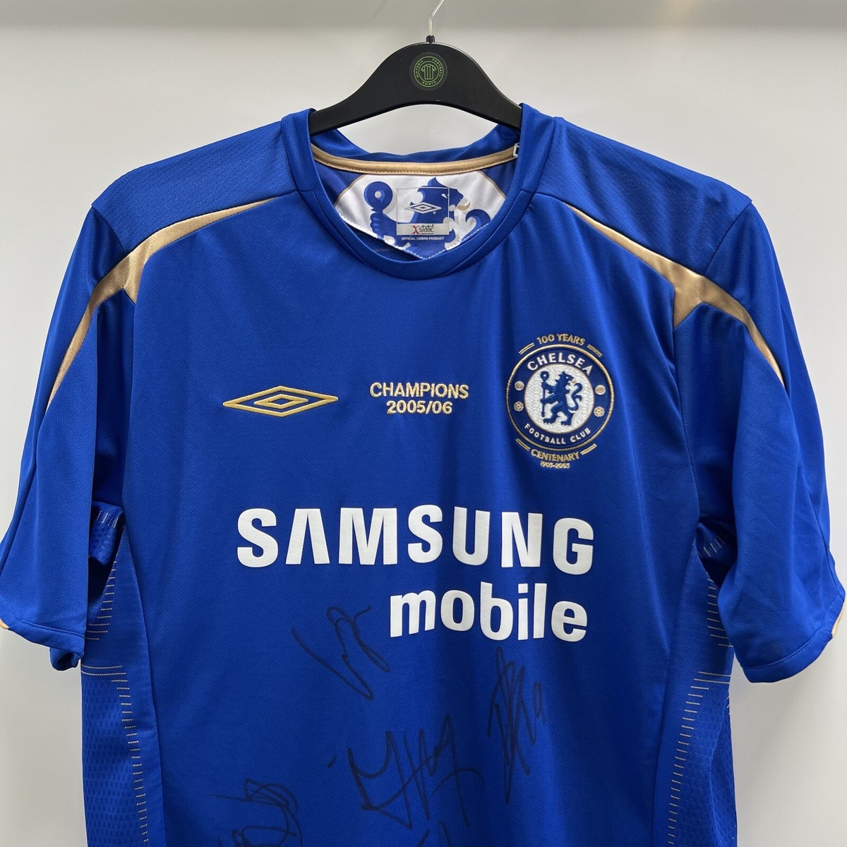 Chelsea Signed Champions Centenary Home Football Shirt 2005/06 (L